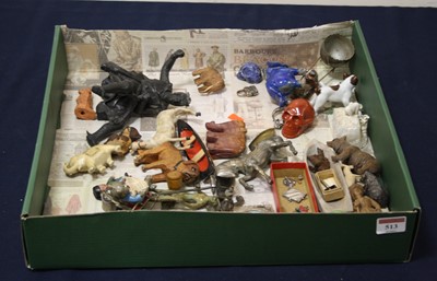 Lot 513 - A collection of miscellaneous items, to...