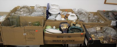 Lot 589 - Six boxes of various glass and ceramics to...