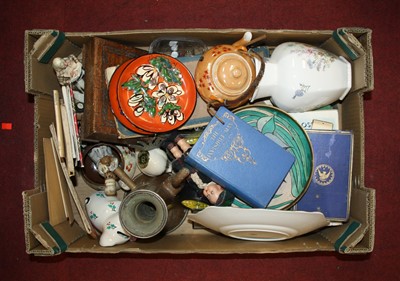 Lot 575 - A box of miscellaneous items, to include an...
