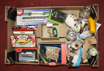 Lot 576 - A box of miscellaneous items, to include...
