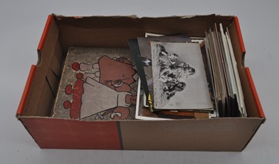 Lot 549 - A collection of various vintage postcards, to...
