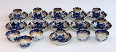 Lot 2400 - A late 18th century Chinese export blue and...