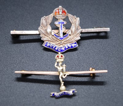 Lot 119 - A 9ct gold and enamelled sweetheart brooch for...