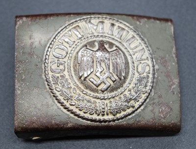 Lot 79 - A German Heer 1937 pattern belt buckle, the...