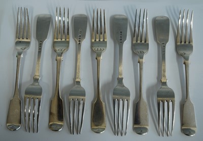 Lot 2149 - A matched set of nine Victorian silver dessert...