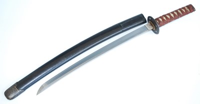 Lot 8 - A Japanese Shinto Wakizashi, the 42cm slightly...