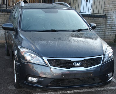Lot 1001 - A 2009 Kia Ceed 2 CRDI, diesel five door...