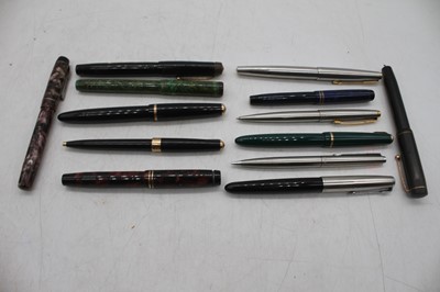 Lot 586 - A collection of vintage fountain and ballpoint...