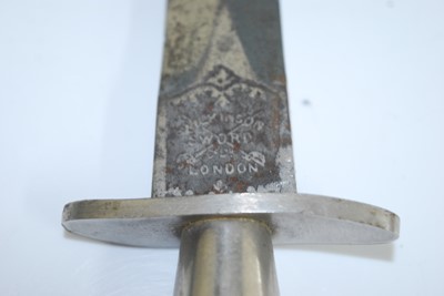 Lot 188 - A Fairbairn-Sykes 1st Pattern Commando...