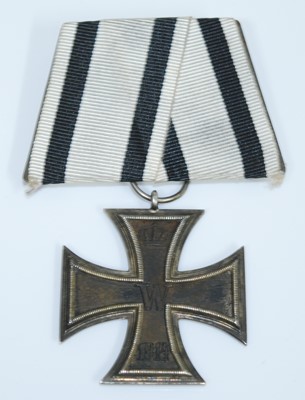 Lot 132 - An Imperial German 1914 Iron Cross 2nd class,...
