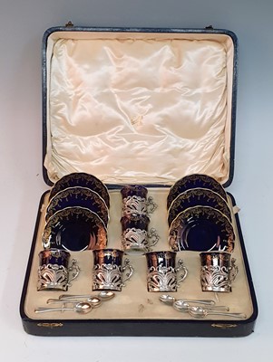 Lot 2090 - An early 20th century Coalport bone china six...