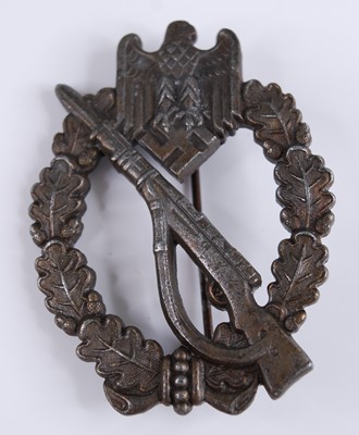 Lot 42 - A German Infantry Assault badge, unmarked....