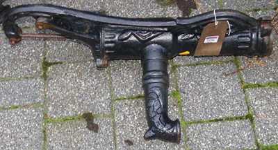 Lot 1156 - A painted cast iron garden water pump