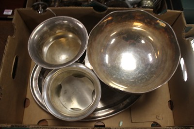 Lot 298 - A collection of silver plated wares, to...