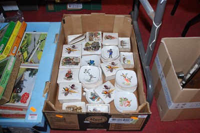 Lot 804 - A collection of various ceramic boxes and...