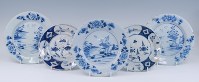 Lot 2104 - A matched set of three English blue and white...