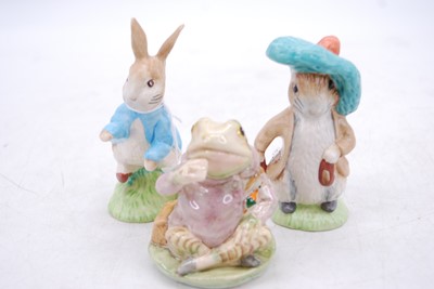 Lot 215 - A collection of Royal Albert and Royal Doulton...