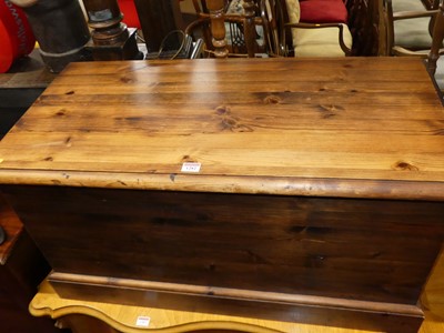 Lot 1282 - A modern pine hinge top blanket box, width 91cm