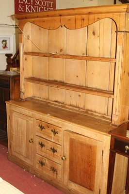 Lot 1431 - A Victorian rustic pine round cornered kitchen...