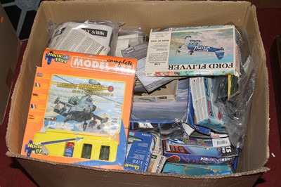 Lot 1512 - Two boxes of mixed partly started plastic kits