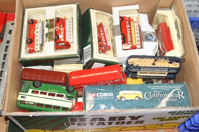 Lot 1522 - One box of mixed modern release commercial...