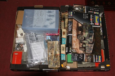 Lot 1537 - Two boxes of mixed kits to include Revell,...
