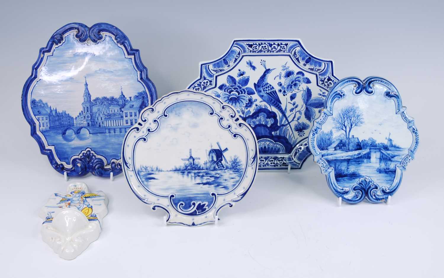 Lot 2052 - A Royal Tichelaar Makkum blue and white wall...