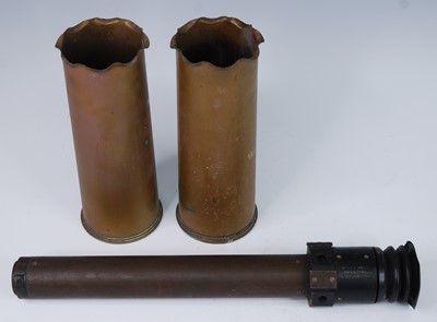 Lot 638 - A WW II No.51 Mk.IS sighting scope, marked AK...