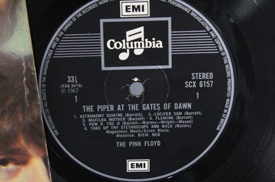 Lot 1052 - A collection of LP's to include Pink Floyd -...