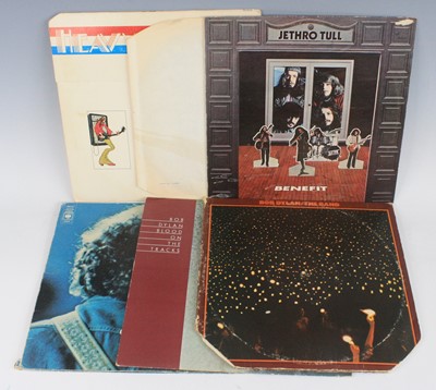 Lot 1052 - A collection of LP's to include Pink Floyd -...