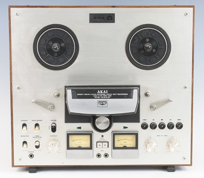 Lot 1098 - An Akai GX-265D 4-Track direct drive / auto...