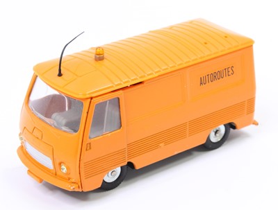Lot 1014 - French Dinky Toys No.570a Peugeot J7...