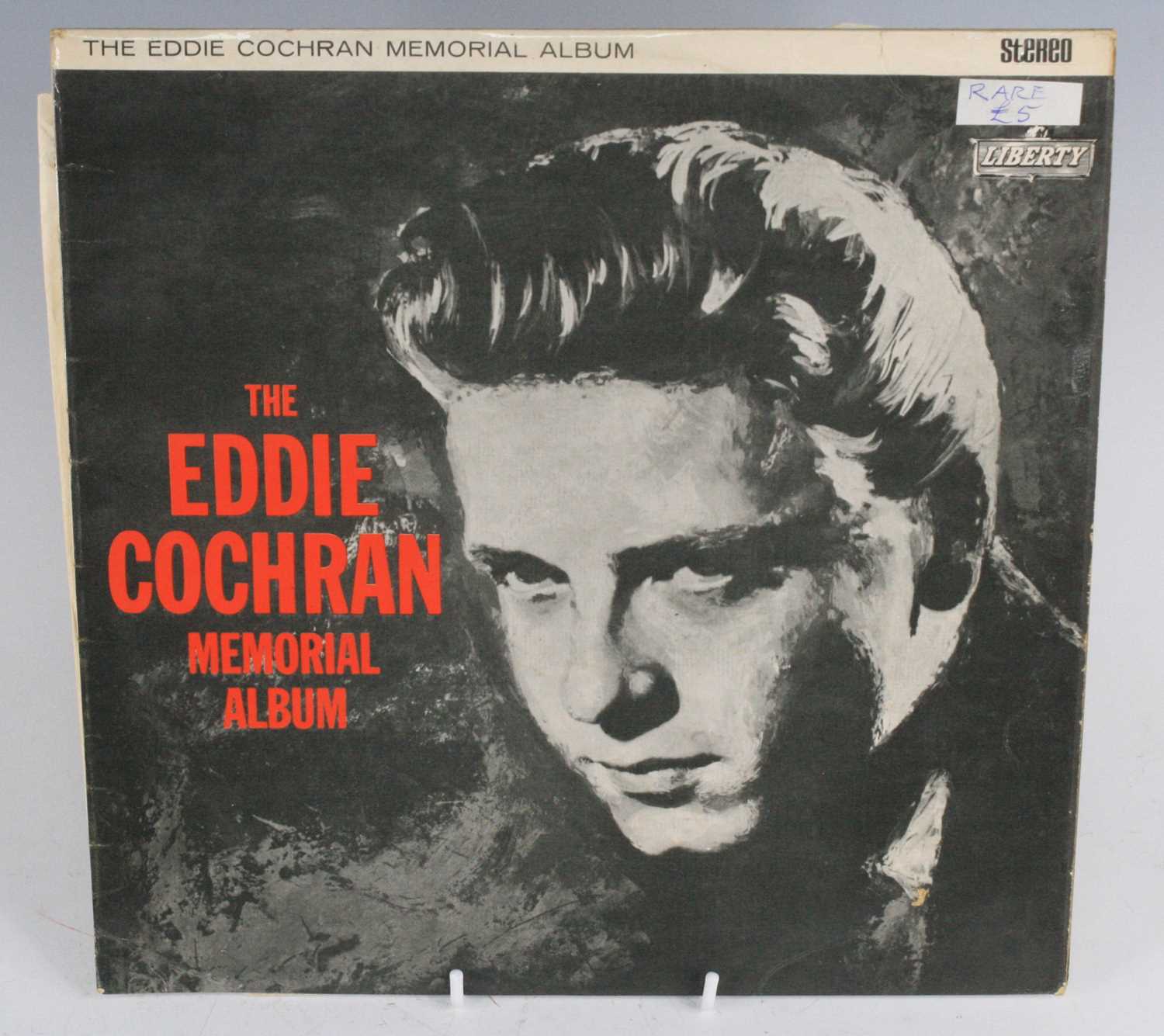 Lot 1020 - A collection of 12" vinyl to include The Beach...