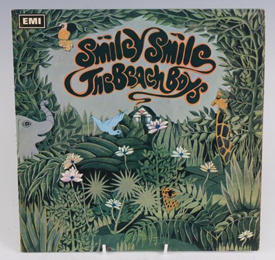 Lot 1020 - A collection of 12" vinyl to include The Beach...