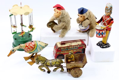 Lot 1903 - Collection of mixed tinplate and clockwork...