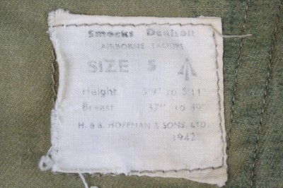 Lot 507 - A WW II British Airborne Troops 1st pattern...