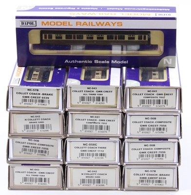 Lot 676 - Dapol N Gauge Collet Great Western Railway...