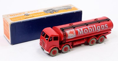 Lot 1083 - Dinky Toys No. 504 Foden 14-ton tanker...