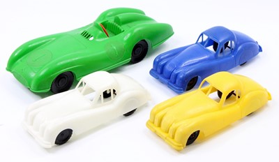 Lot 1866 - 4 various scale plastic racing cars, to...
