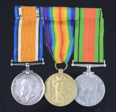 Lot 645 - A WW I British War and Victory pair, naming...