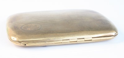 Lot 106 - A 9ct gold pocket cigarette case, having...