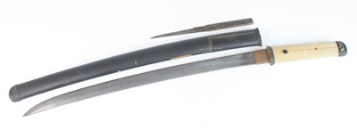 Lot 592 - A Japanese Gendaito wakizashi, having a 47cm...