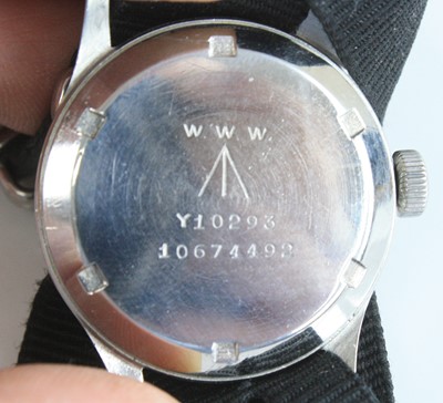 Lot 684 - A gentleman's British military Omega W.W.W....