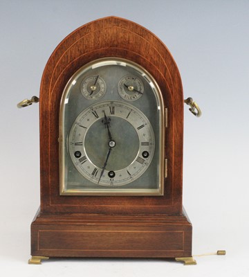 Lot 2373 - An Edwardian Peerless mahogany cased bracket...