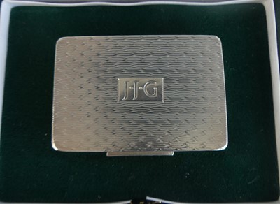 Lot 79 - A circa 2000 Scottish silver pill box in the...