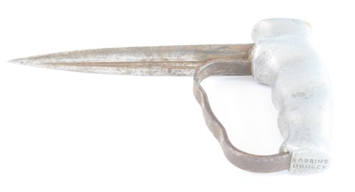 Lot 600 - A WW I fighting dagger by Robbins of Dudley,...