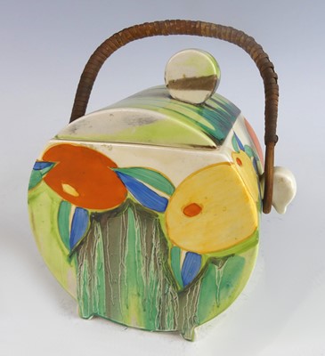 Lot 25 - A 1930s Clarice Cliff Delicia Citrus pattern...