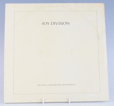 Lot 21 - Joy Division, Closer, Fact 25 A1 Old Blue? /...