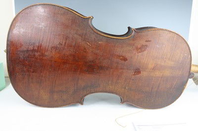Lot 259 - A 19th century cello, having a two piece maple...