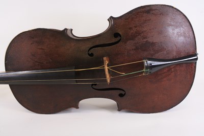 Lot 259 - A 19th century cello, having a two piece maple...